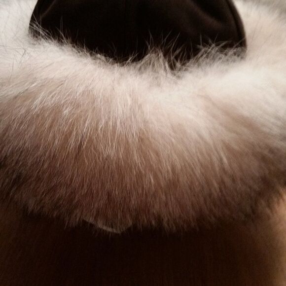 Natural fur hat NWOT - Picture 2 of 4